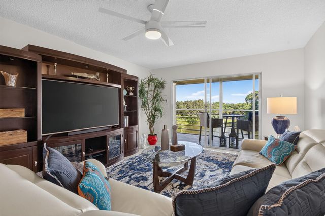 4301 MARTINIQUE Circle G4, Coconut Creek, FL 33066