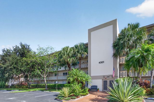 4301 MARTINIQUE Circle G4, Coconut Creek, FL 33066