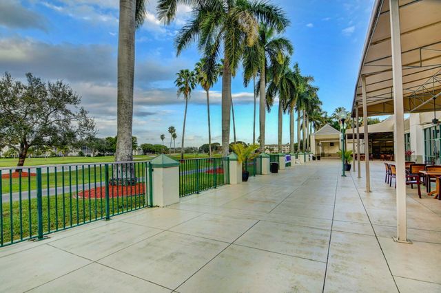 4301 MARTINIQUE Circle G4, Coconut Creek, FL 33066