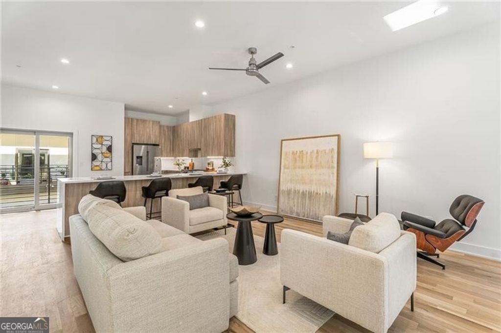 1099 North Avenue NE 13, Atlanta, GA 30307