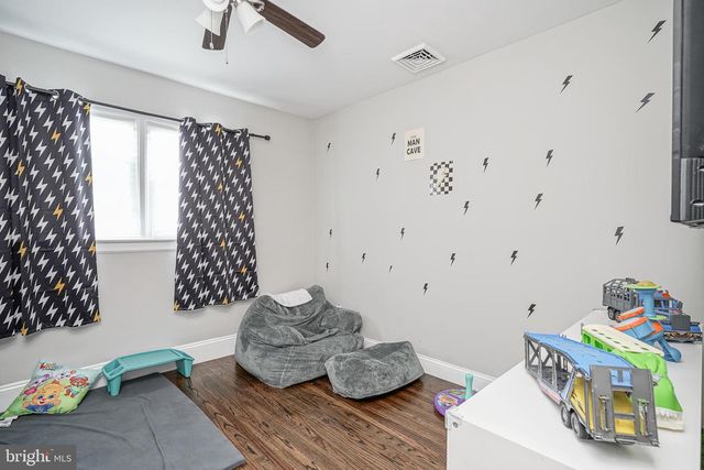 405 E EVESHAM AVE, Magnolia, NJ 08049