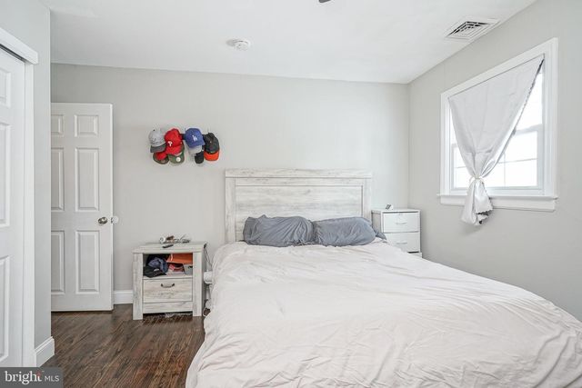 405 E EVESHAM AVE, Magnolia, NJ 08049