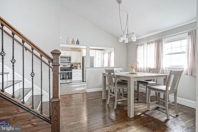 405 E EVESHAM AVE, Magnolia, NJ 08049