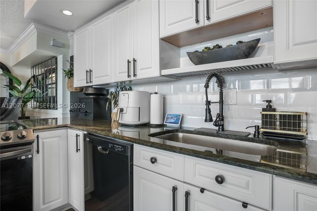 2150 Sans Souci Blvd E1, North Miami, FL 33181