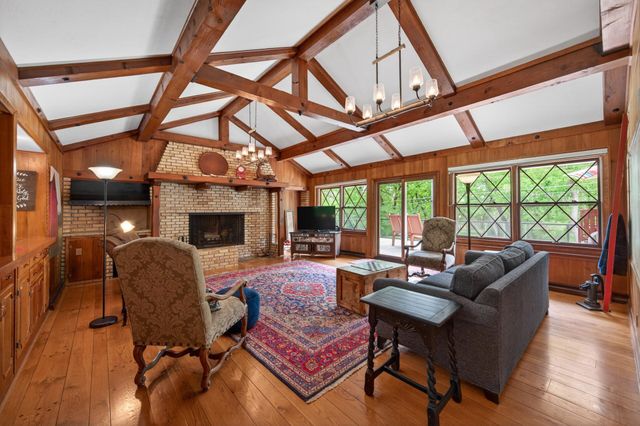 13651 Oakwood Curve, Burnsville, MN 55337