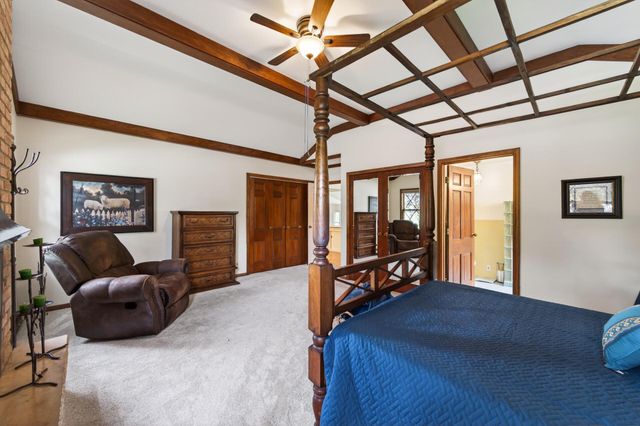 13651 Oakwood Curve, Burnsville, MN 55337