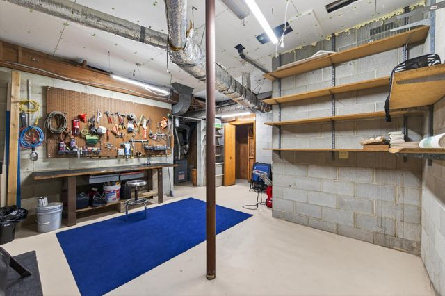 13651 Oakwood Curve, Burnsville, MN 55337