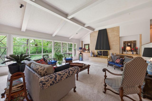 13651 Oakwood Curve, Burnsville, MN 55337
