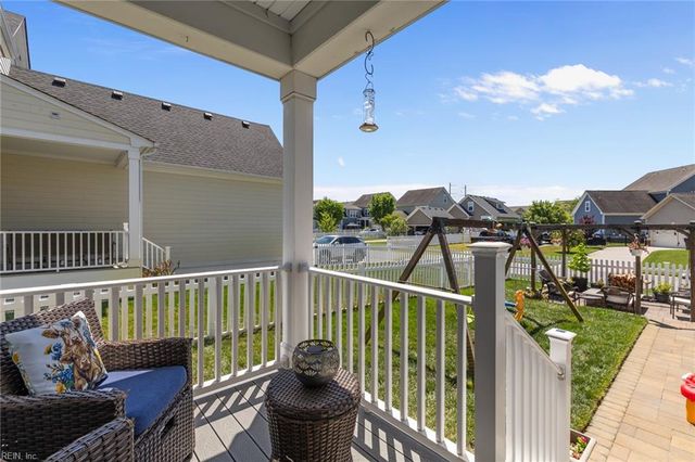 3329 Conservancy DR, Chesapeake, VA 23323