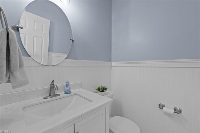 3329 Conservancy DR, Chesapeake, VA 23323