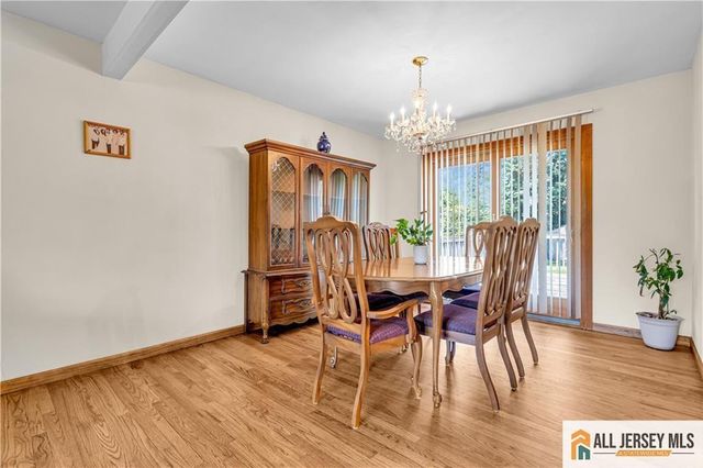 8 Whitehall Avenue, Edison, NJ 08820