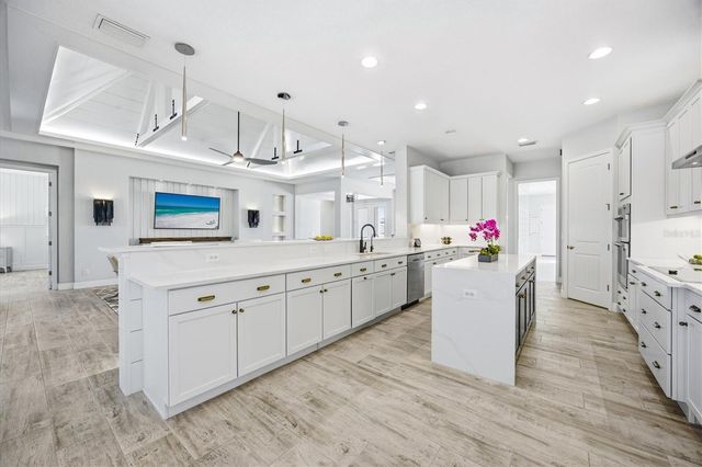 3467 COMPOUND COURT, Sarasota, FL 34240