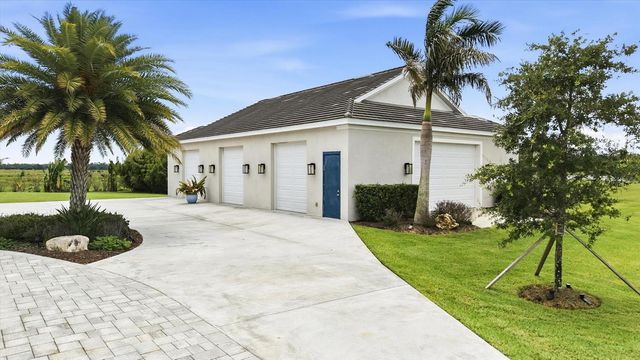 3467 COMPOUND COURT, Sarasota, FL 34240
