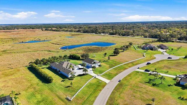 3467 COMPOUND COURT, Sarasota, FL 34240