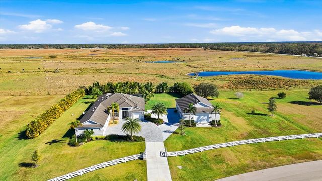 3467 COMPOUND COURT, Sarasota, FL 34240