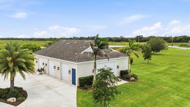 3467 COMPOUND COURT, Sarasota, FL 34240