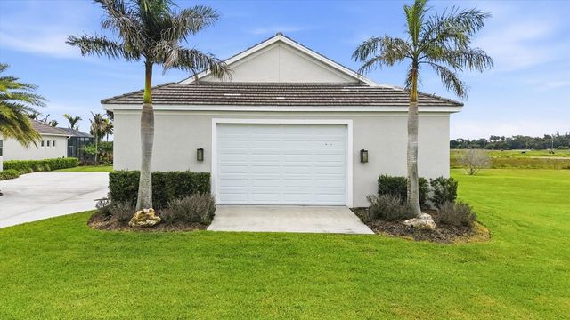 3467 COMPOUND COURT, Sarasota, FL 34240