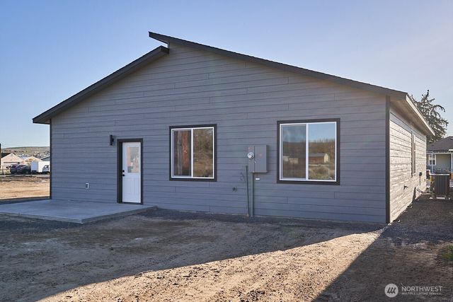 721 S Aster Street, Soap Lake, WA 98851