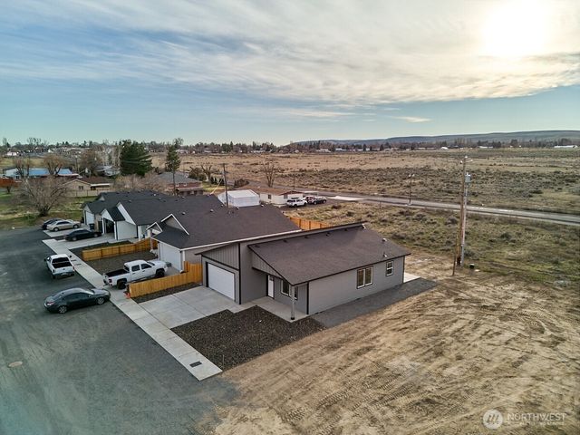 721 S Aster Street, Soap Lake, WA 98851