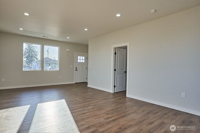 721 S Aster Street, Soap Lake, WA 98851