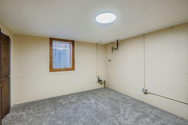 4035 Louisiana Avenue N, New Hope, MN 55427