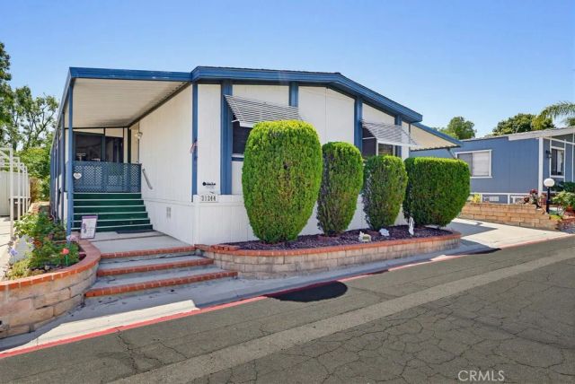 31244 Lakehills Road, Castaic, CA 91384