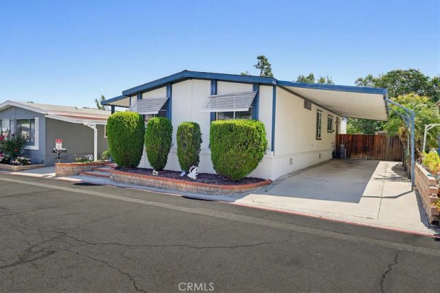 31244 Lakehills Road, Castaic, CA 91384