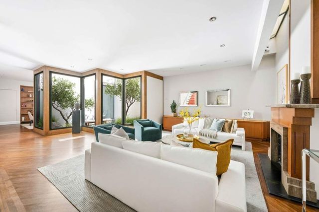 155 E 69th Street, New York City, NY 10021