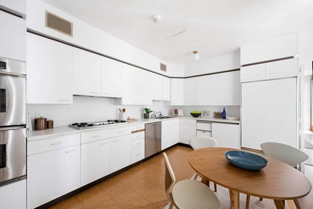 155 E 69th Street, New York City, NY 10021