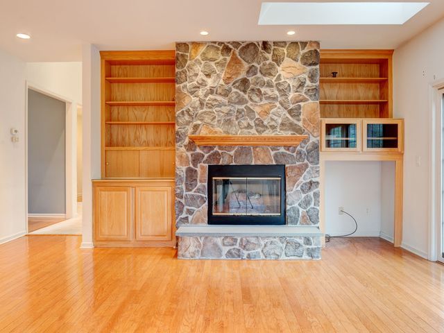 24 Worthington Drive 24, Farmington, CT 06032