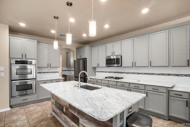 4002 Calle De Cobre, San Antonio, TX 78257