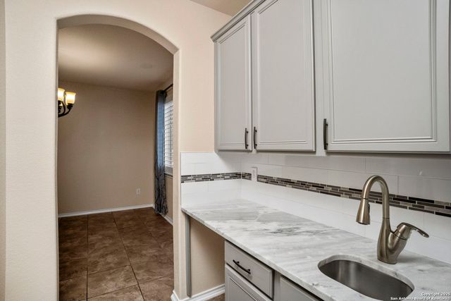 4002 Calle De Cobre, San Antonio, TX 78257