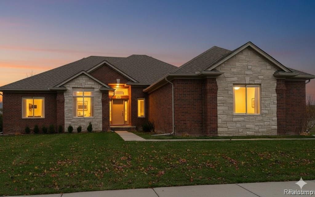 56508 Topaz Drive, Macomb, MI 48042