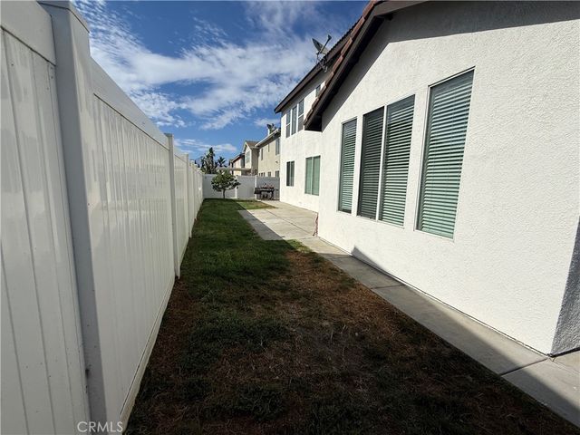7475 Rock Creek Court, Corona, CA 92880