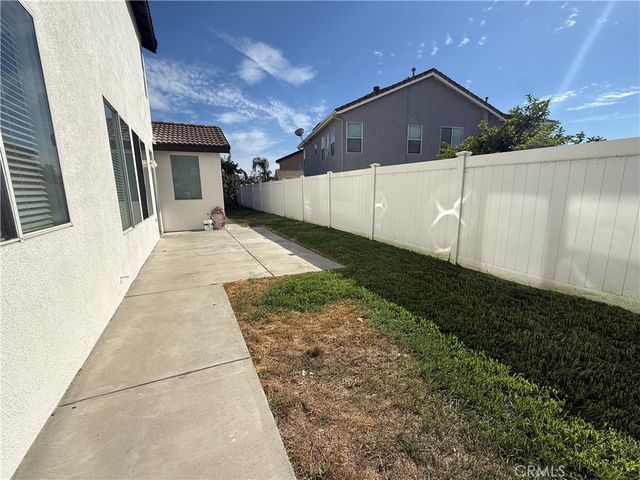 7475 Rock Creek Court, Corona, CA 92880