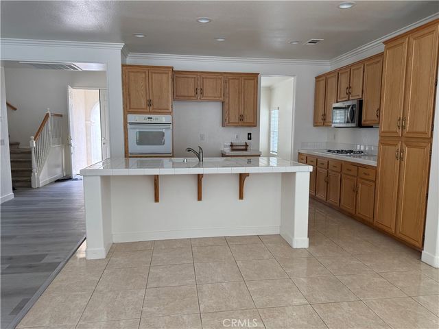 7475 Rock Creek Court, Corona, CA 92880