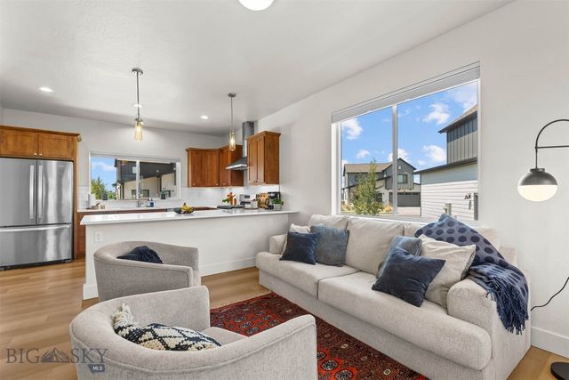 77 Horseshoe Loop, Bozeman, MT 59718