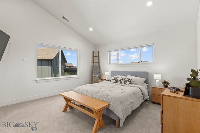77 Horseshoe Loop, Bozeman, MT 59718