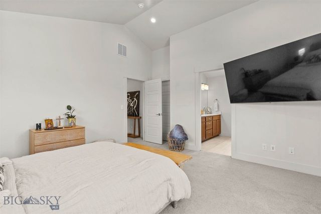 77 Horseshoe Loop, Bozeman, MT 59718
