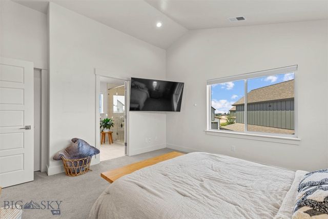 77 Horseshoe Loop, Bozeman, MT 59718