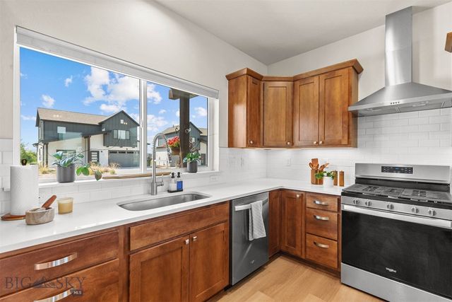 77 Horseshoe Loop, Bozeman, MT 59718