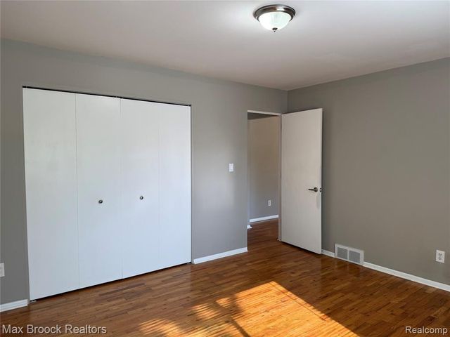 4909 Mansfield Avenue H9, Royal Oak, MI 48073