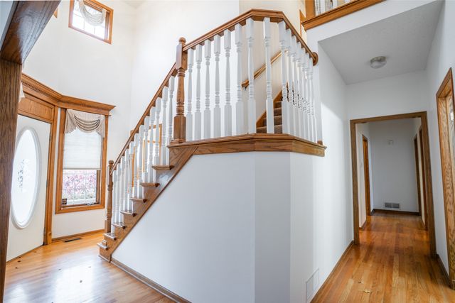 5025 Copper Creek Drive, Pleasant Hill, IA 50327