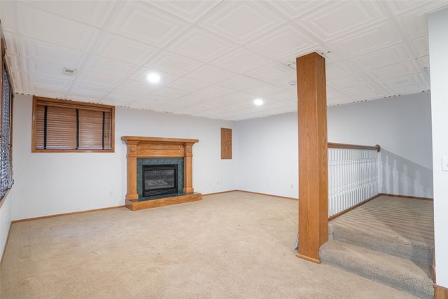 5025 Copper Creek Drive, Pleasant Hill, IA 50327