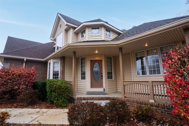 5025 Copper Creek Drive, Pleasant Hill, IA 50327