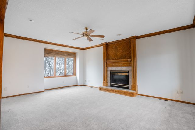 5025 Copper Creek Drive, Pleasant Hill, IA 50327