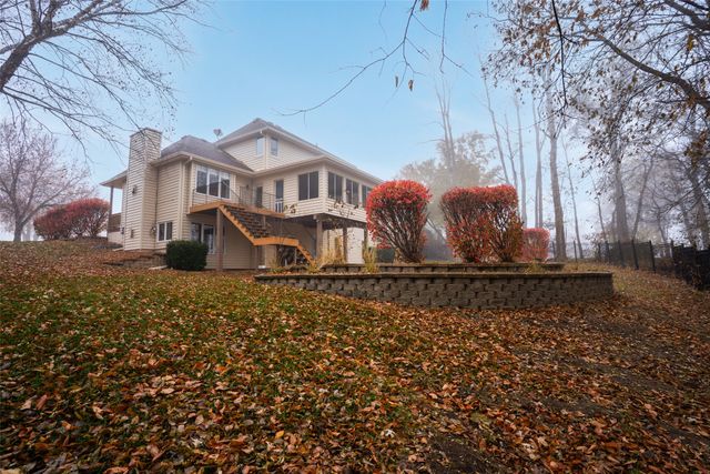 5025 Copper Creek Drive, Pleasant Hill, IA 50327