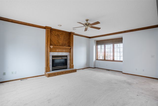 5025 Copper Creek Drive, Pleasant Hill, IA 50327