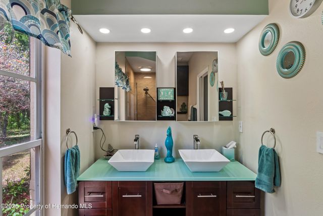 16225 Bonzai Trail, Spring Hill, FL 34613