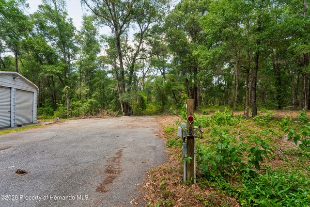 16225 Bonzai Trail, Spring Hill, FL 34613